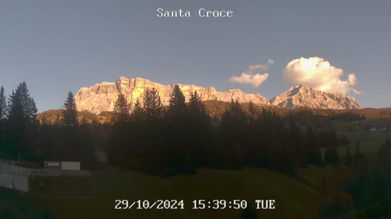 Webcam from Chalet alla Cascata towards Santa Croce